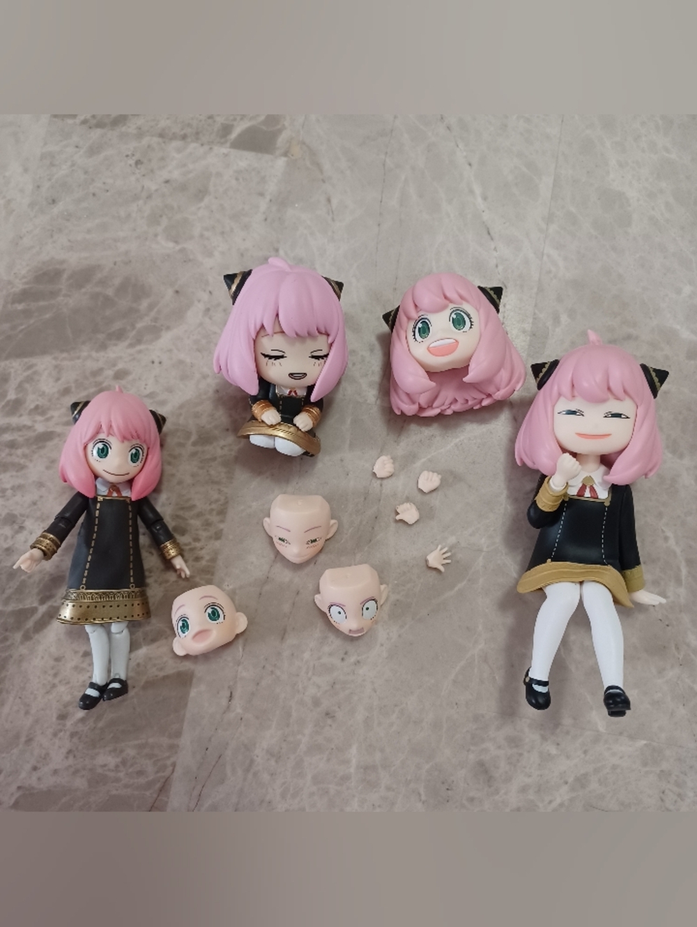 Spy x Family Anya Forger Figure Bundle - Action Figure Set With Swappable Faces